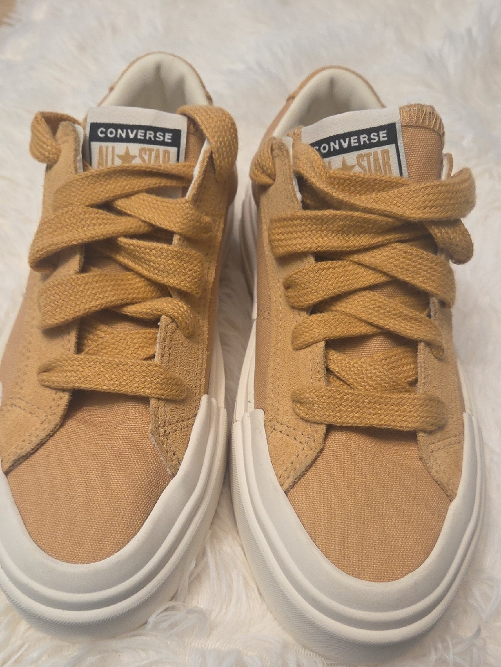 Converse Low Top Sneakers - Mustard